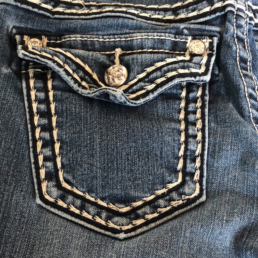 Miss Me shorts. Size 27. Mid-Short - Picture 3 of 8